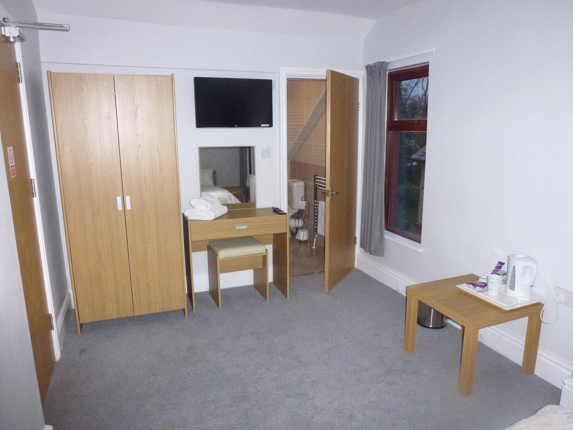 Orrell Park 4*