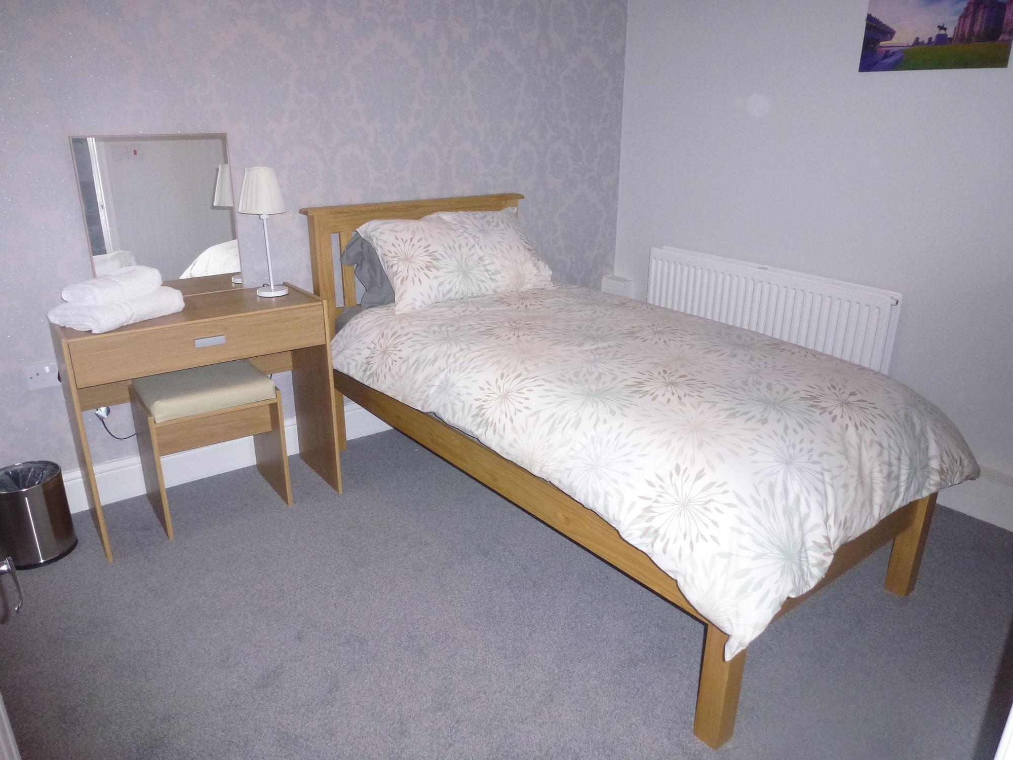 Hotel Orrell Park 4*